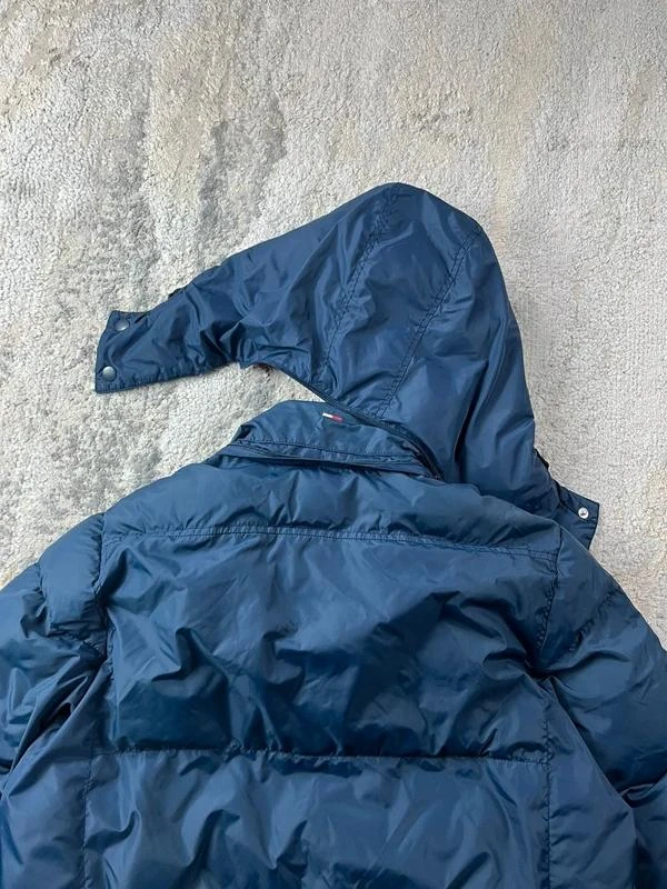 Chaqueta acolchada acolchada Tommy Hilfiger azul marino y rojo Talla M – photo 14